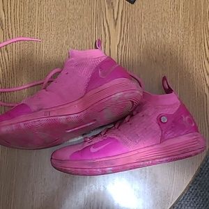 KD aunt pearls. Size 5.5